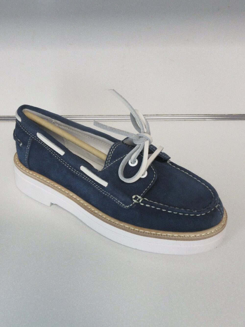 Donald Pliner Women's Lillith Suede Boat Shoes Size 6